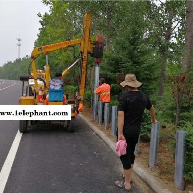 供应公路双波护栏 路侧防撞板定制 云南公路波形护栏厂家