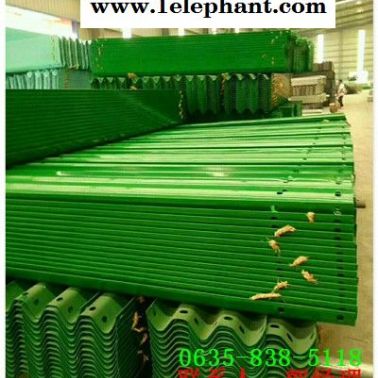 二波镀锌防撞高速护栏板麟游县质量保证