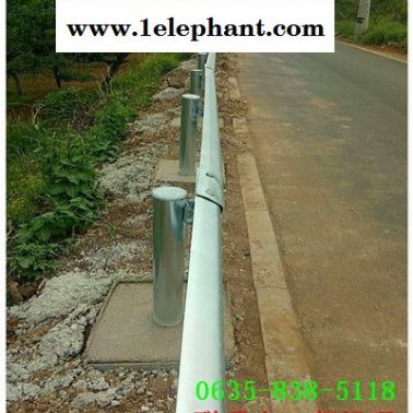 三波喷塑高速护栏板潞城厂家