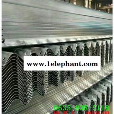 三波镀锌高速护栏板永清县多少钱一米