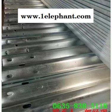 公路喷塑波形防撞护栏板淮南多少钱？