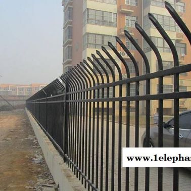 环华供应通透式围栏 新农村可视围栏厂家 锌钢小区围栏