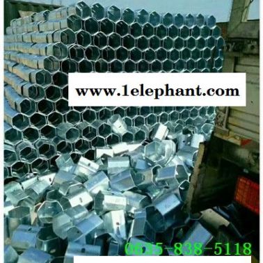 北湖公路镀锌波形防撞护栏板报价报价