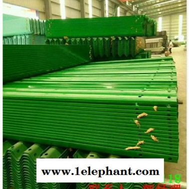 二波喷塑防撞高速护栏板洋县厂家直销