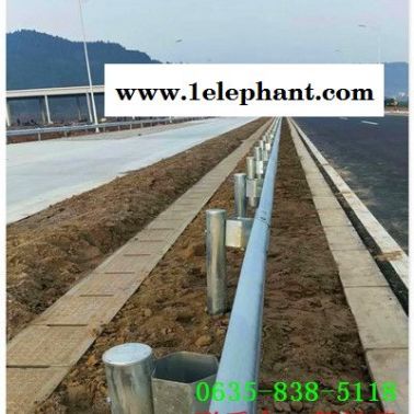 防城区公路镀锌波形防撞护栏板生产厂家