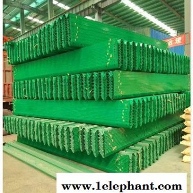 弓长岭区三波喷塑高速护栏板厂家