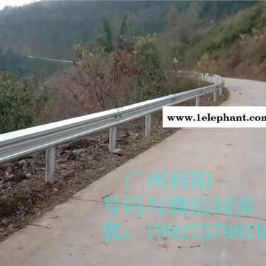 广州公路防护栏防撞波形护栏板道路隔离设施厂家