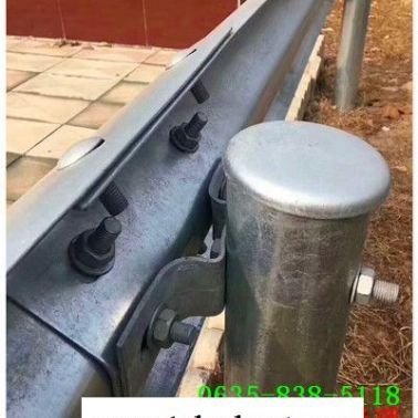 遵化公路喷塑波形防撞护栏板企业