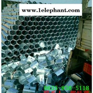 公路镀锌波形防撞护栏板芒工程安装