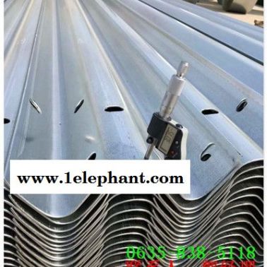 赤水市公路喷塑波形防撞护栏板生产厂家