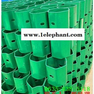 三波喷塑高速护栏板东川多少钱？