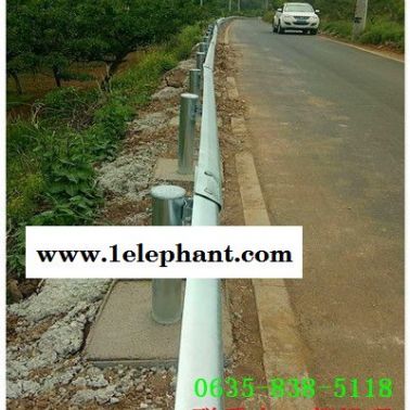 会昌县二波镀锌防撞高速护栏板厂家直销