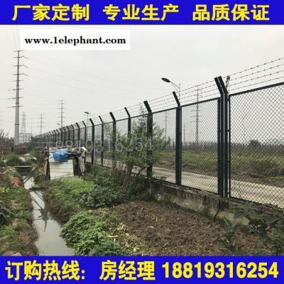 佛山浸塑框架围网 珠海Y型柱防护网 深圳公路隔离栏安装