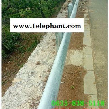 科尔沁右翼中旗公路镀锌波形防撞护栏板厂家