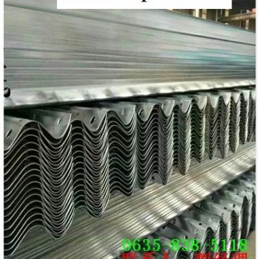 尚义县公路喷塑波形防撞护栏板厂家