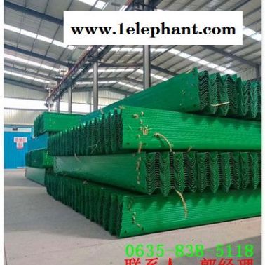 石拐三波镀锌高速护栏板多少钱一米