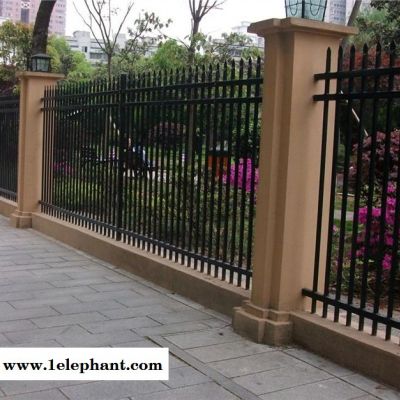 焦作鹤壁许昌别墅小区高档护栏锌钢围墙栅栏批发厂家图1