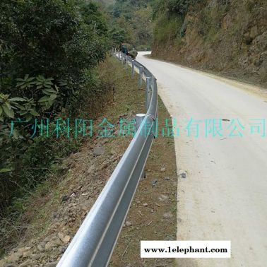乡村公路防撞护栏类的波形护栏功能；实力厂家