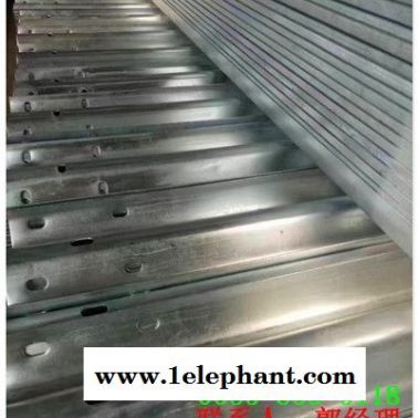 蓬安县公路喷塑波形防撞护栏板生产厂家