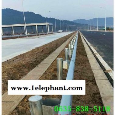 高港公路镀锌波形防撞护栏板生产厂家