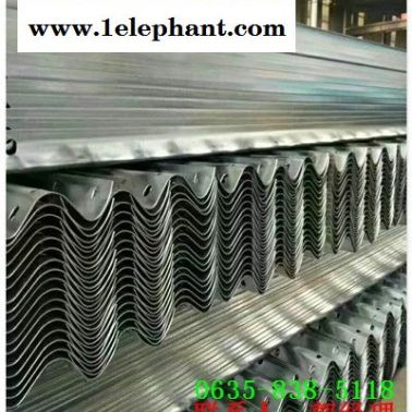 三波喷塑高速护栏板莘县供应商