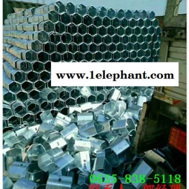 召陵区三波喷塑高速护栏板厂家