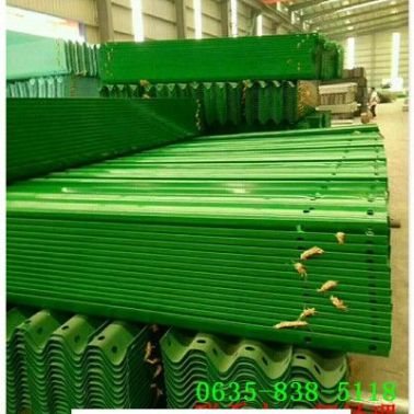 双牌县公路喷塑波形防撞护栏板多少钱一米