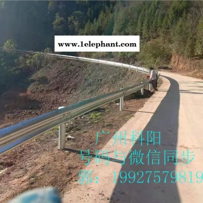 广东波形护栏价格公路防撞波形梁护栏厂家