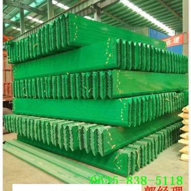公路镀锌波形防撞护栏板射洪县多少钱一米