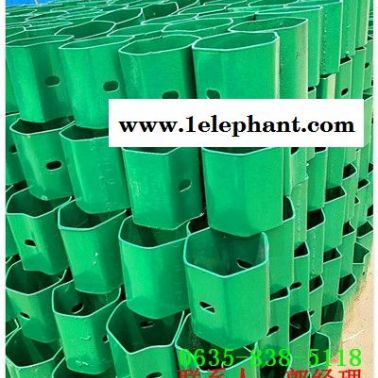 三波镀锌高速护栏板灯塔厂家