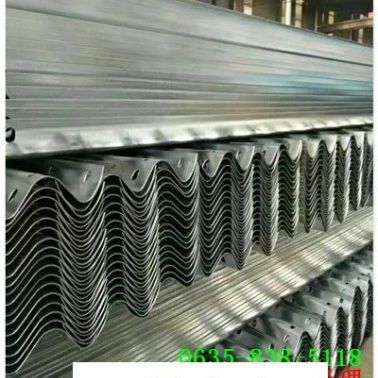高速镀锌护栏板黄石价格