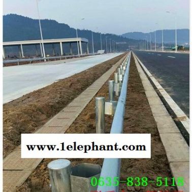 高速镀锌护栏板抚顺县厂家直销