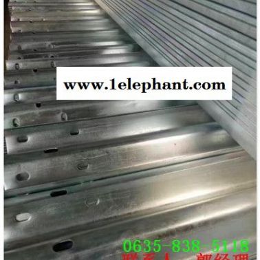 二波喷塑防撞高速护栏板东山县价格