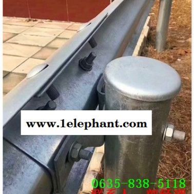 公路镀锌波形防撞护栏板商南县多少钱一米