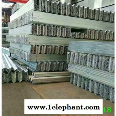 乡城县二波喷塑防撞高速护栏板施工队伍