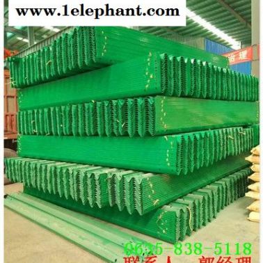 舞钢市三波镀锌高速护栏板多少钱一米