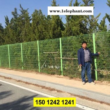 深圳欧式护栏厂 清远喷塑桃型柱围栏网 工地护栏