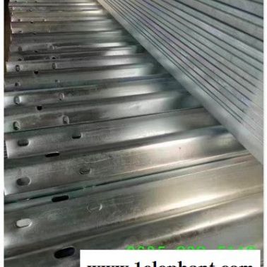 阳山县公路镀锌波形防撞护栏板生产厂家