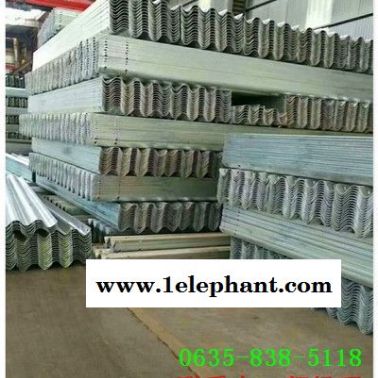 乡城县二波喷塑防撞高速护栏板施工队伍