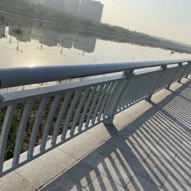 湛江河道护栏厂家 景观园林栏杆款式图片 茂名桥梁护栏定制