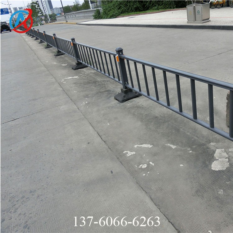 市政交通乙型防护栏路中路侧式京式护栏白云公路U型防护栏图5
