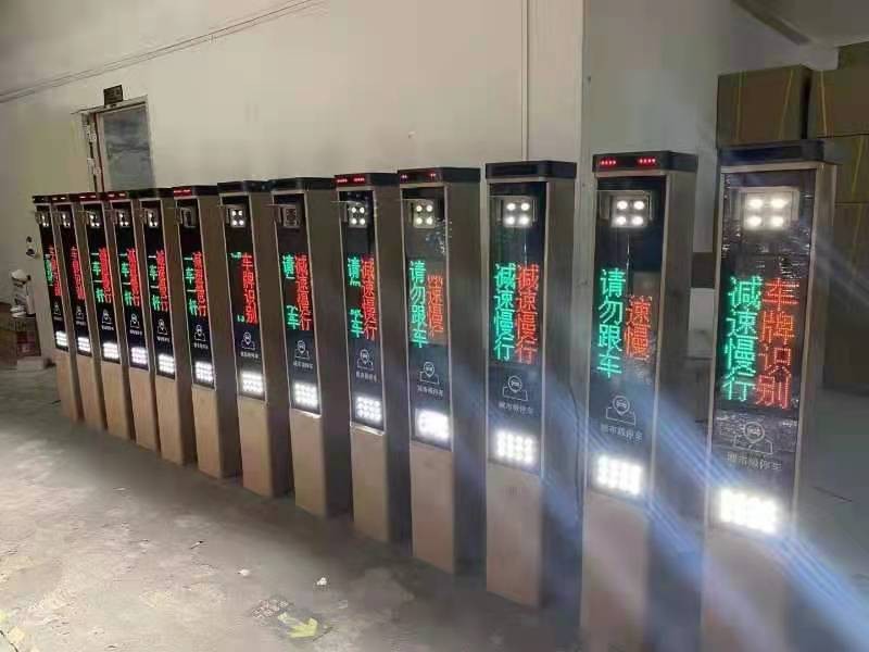 500万高清识别相机无人值守停车场系统图4