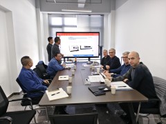 德国客户一行到访星火数控共商合作共谋发展