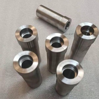 聚晶拉丝模具厂家,拉丝模具生产厂家,钻石拉丝模具厂家