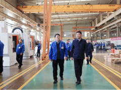 中铁宝桥集团董事长侯映晖到访宝鸡机床